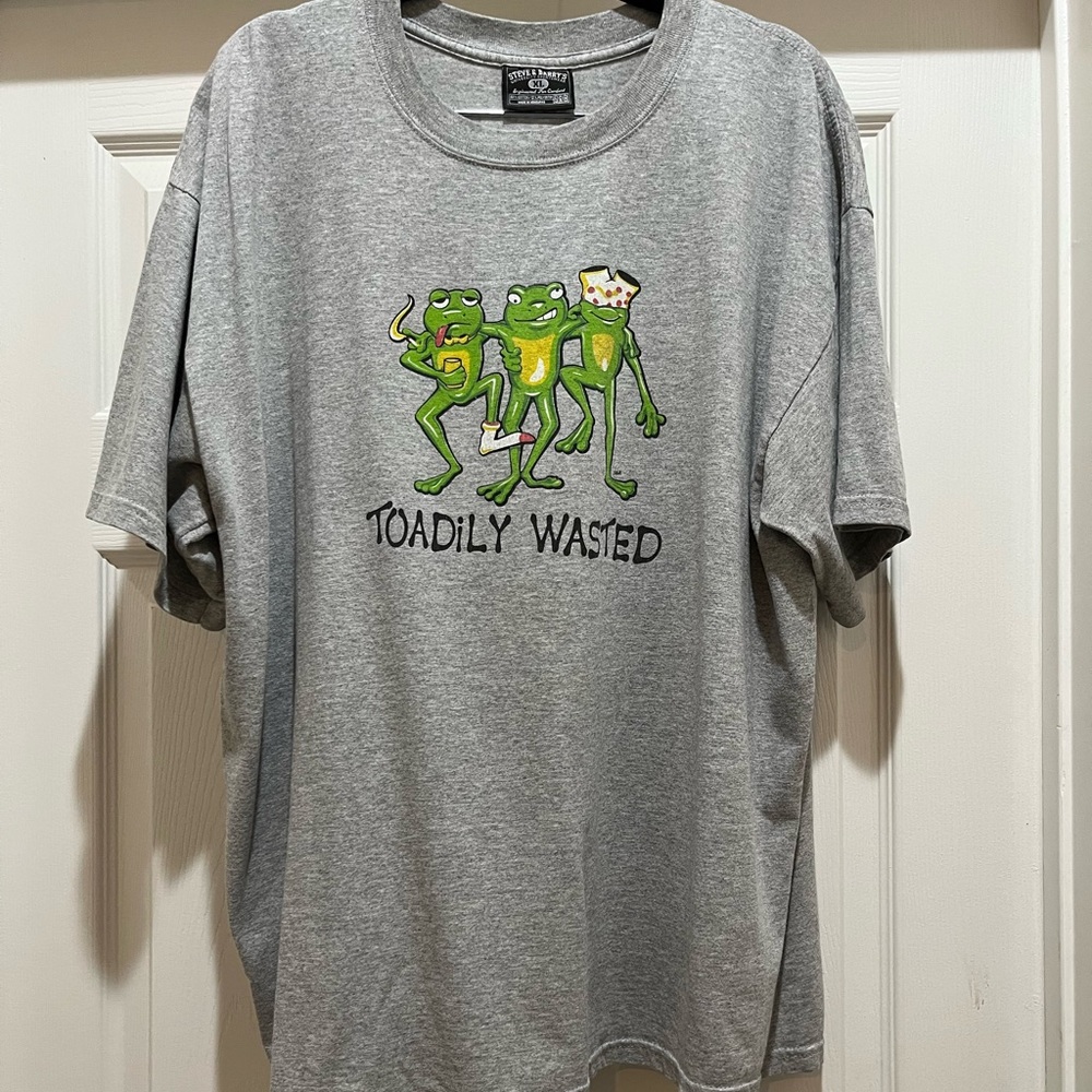Steve & Barry’s XL Men’s Grey Short Sleeve T-Shirt ‘Toadily Wasted’